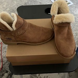 Ugg shoes